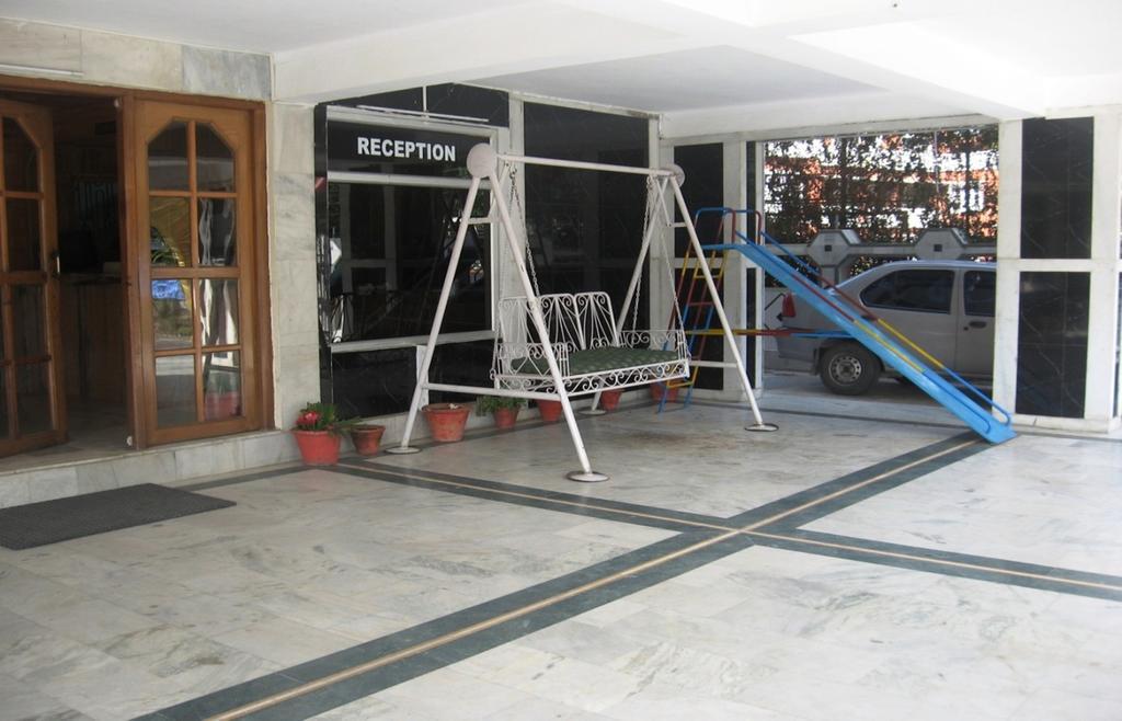 Hotel Arsh International Nainital Eksteriør billede