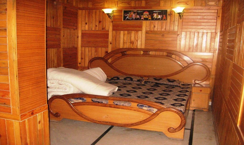 Hotel Arsh International Nainital Værelse billede