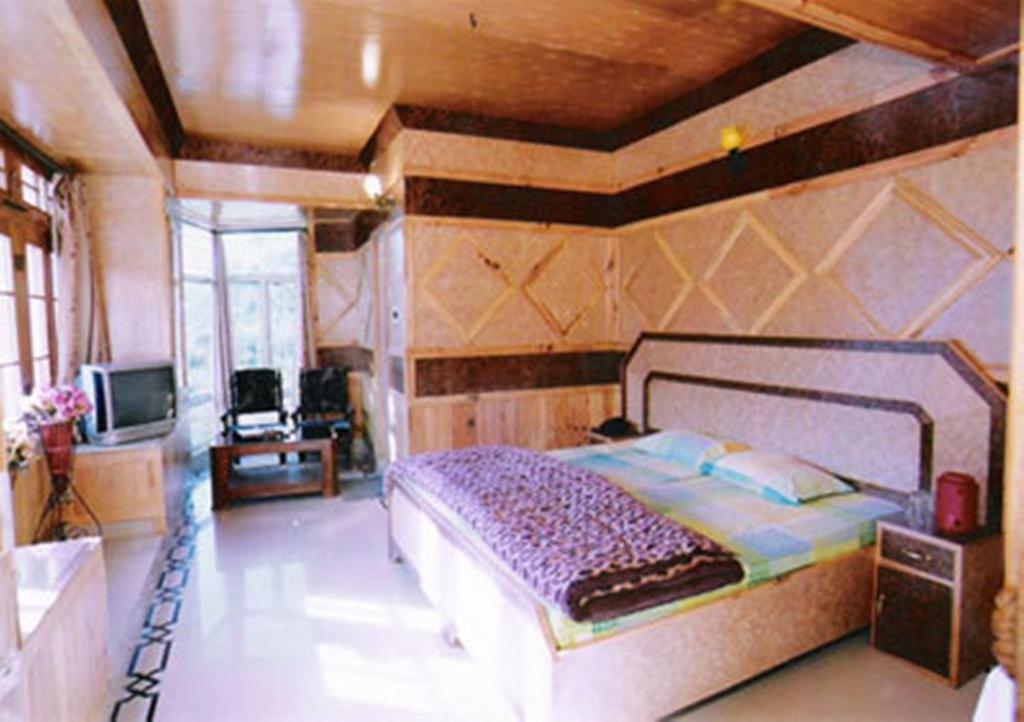 Hotel Arsh International Nainital Værelse billede